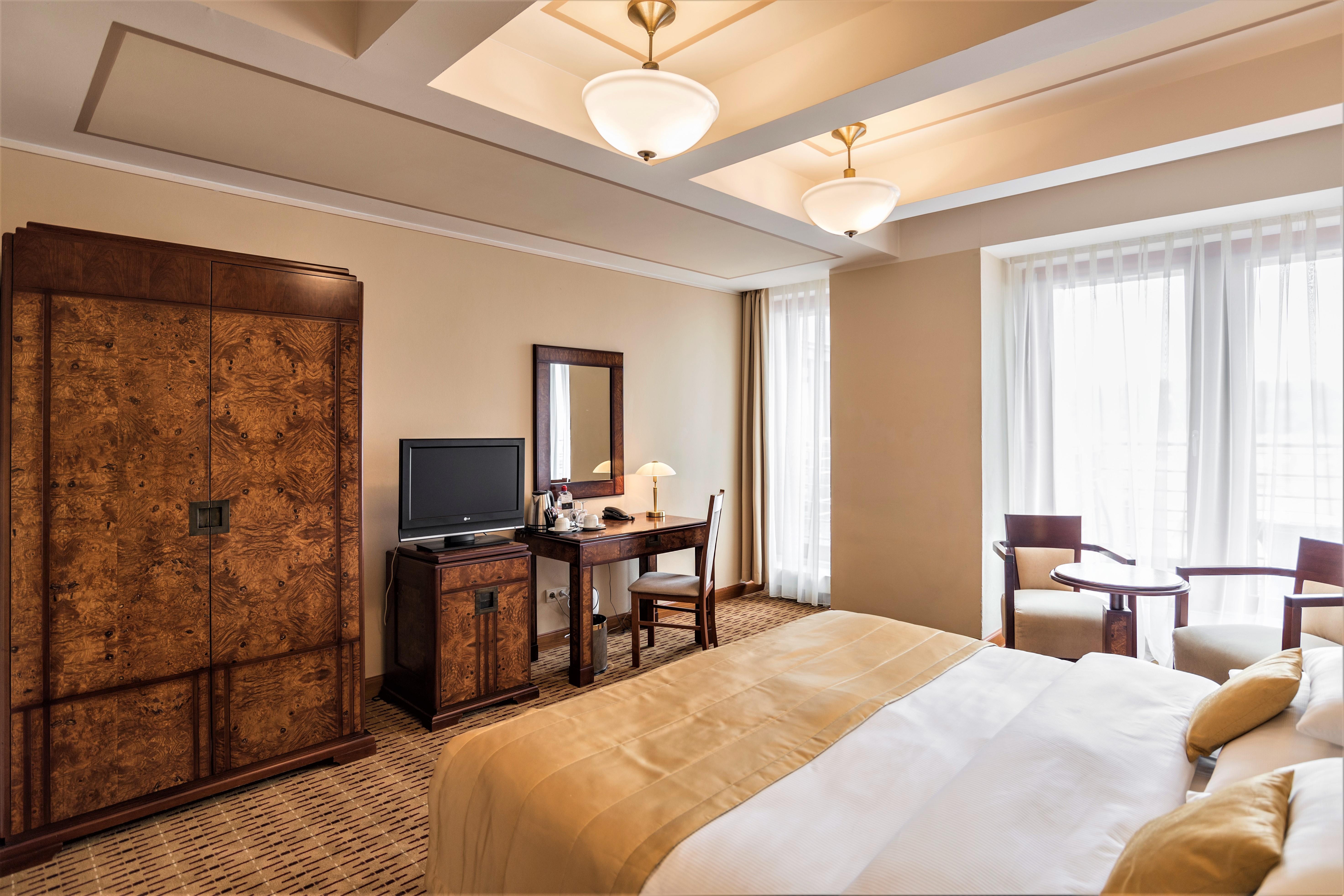 Majestic Plaza 4* Прага